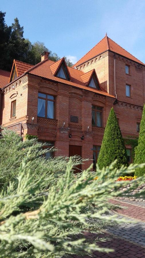 Villa Zamek Ostrowski à Chojnik Extérieur photo